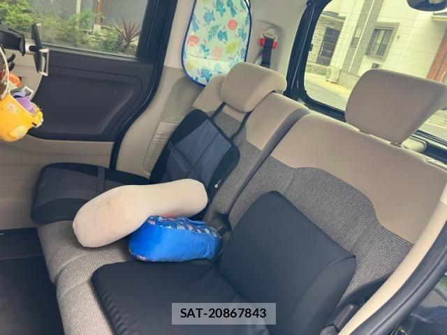 Honda N BOX 2018-11 8850058-10