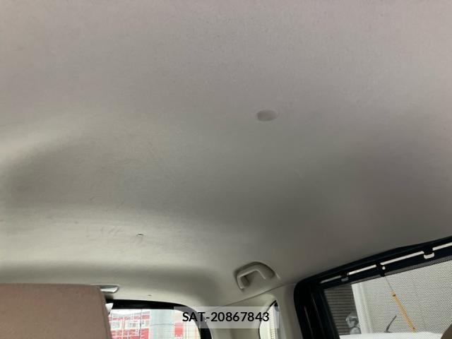 Honda N BOX 2018-11 8850058-27