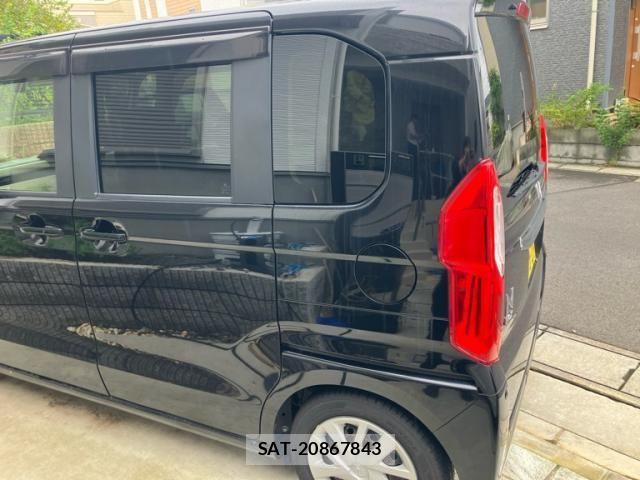Honda N BOX 2018-11 8850058-2