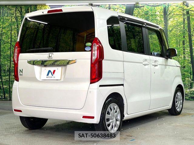 Honda N BOX 2019-03 8850048-16
