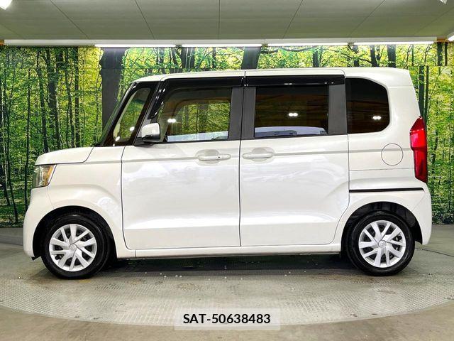 Honda N BOX 2019-03 8850048-17