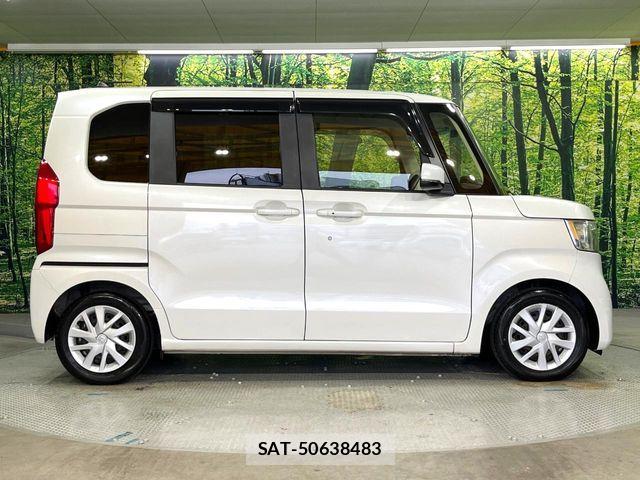Honda N BOX 2019-03 8850048-18