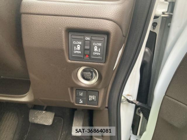 Honda N BOX 2021-03 8850059-17
