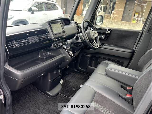 Honda N BOX 2023-09 8850047-13