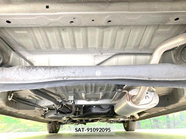 Honda N BOX 2022-02 8850038-17