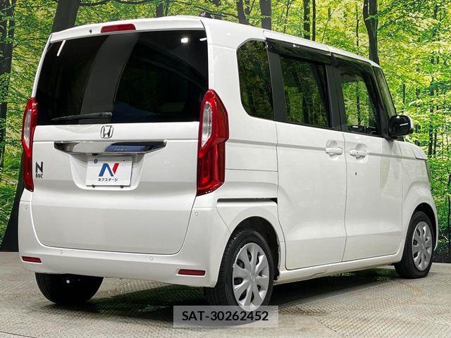 Honda N BOX 2021-03 8848939-17