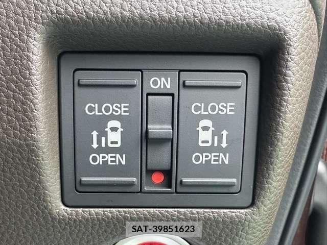 Honda N BOX 2021-07 8871565-16