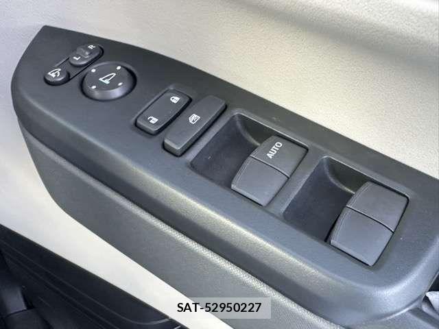 Honda N BOX 2026-06 8871560-12