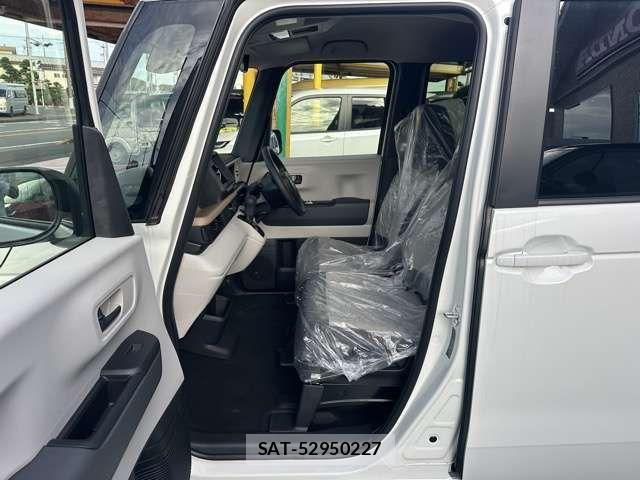 Honda N BOX 2026-06 8871560-4