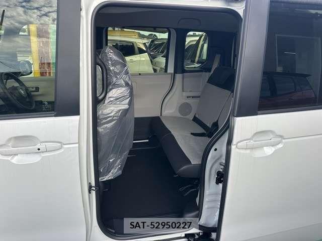 Honda N BOX 2026-06 8871560-5