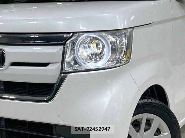 Honda N BOX 2019-03 8871567-11