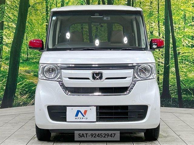 Honda N BOX 2019-03 8871567-13