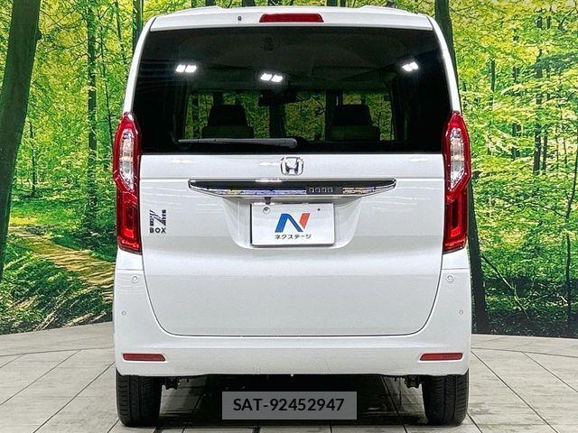 Honda N BOX 2019-03 8871567-14