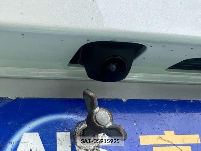 Honda N BOX 2026-06 8871561-9