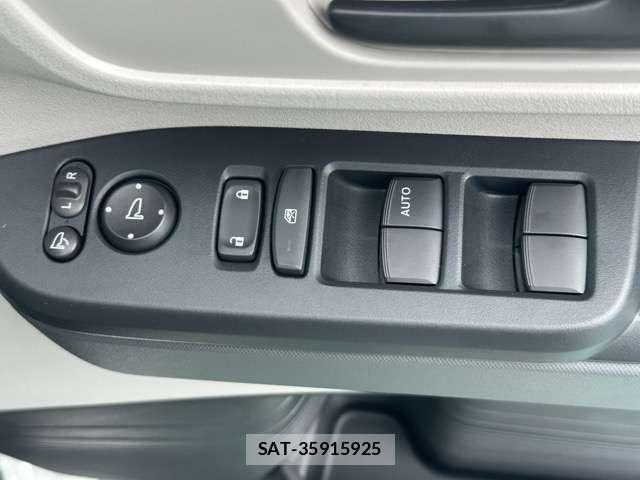 Honda N BOX 2026-06 8871561-14