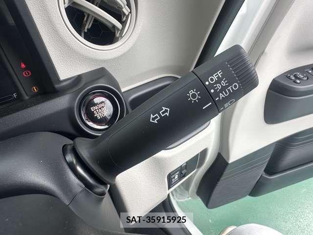 Honda N BOX 2026-06 8871561-18