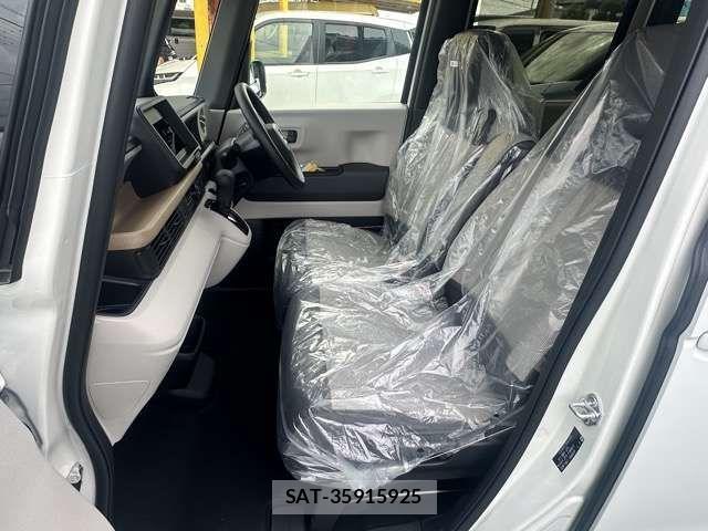 Honda N BOX 2026-06 8871561-4