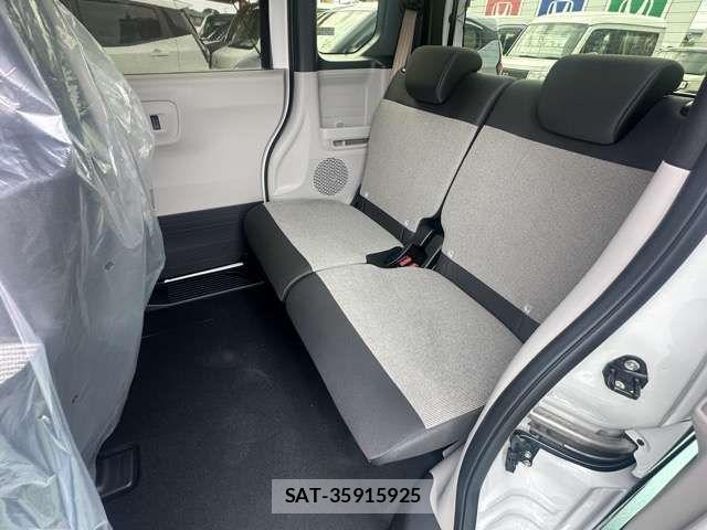 Honda N BOX 2026-06 8871561-5