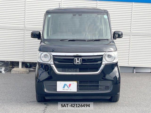 Honda N BOX 2017-11 8871582-13
