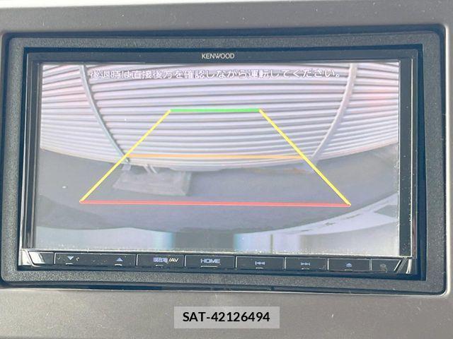 Honda N BOX 2017-11 8871582-3