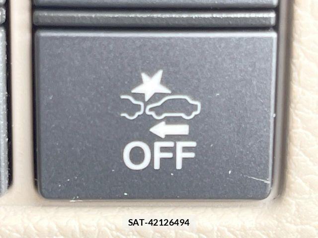 Honda N BOX 2017-11 8871582-4