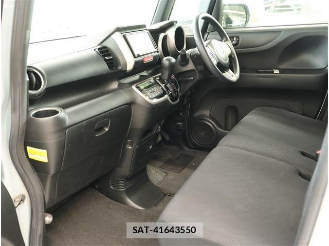 Honda N BOX 2013-06 8871589-13