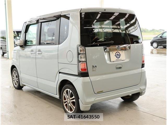 Honda N BOX 2013-06 8871589-21