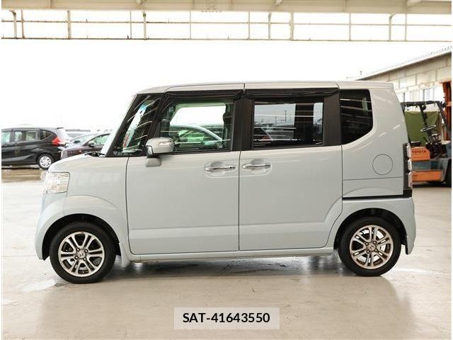 Honda N BOX 2013-06 8871589-22