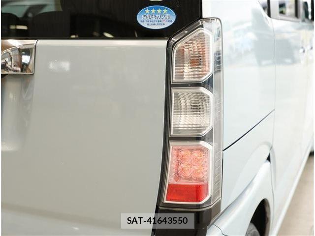 Honda N BOX 2013-06 8871589-24