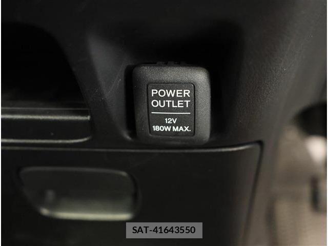 Honda N BOX 2013-06 8871589-27