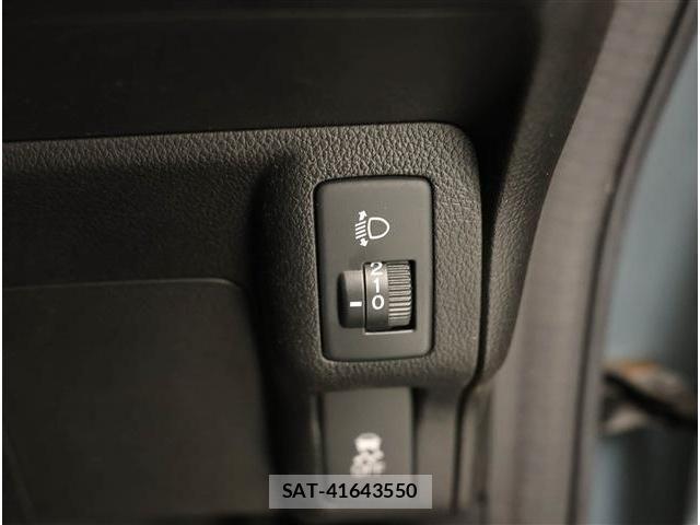 Honda N BOX 2013-06 8871589-29