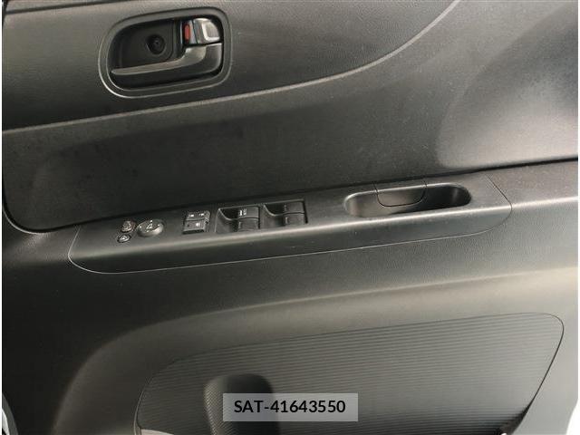 Honda N BOX 2013-06 8871589-3