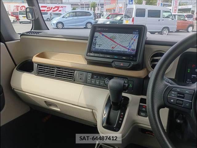 Honda N BOX 2023-11 8871570-3