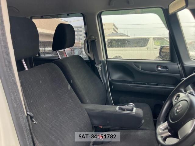 Honda N BOX 2015-10 8871583-11
