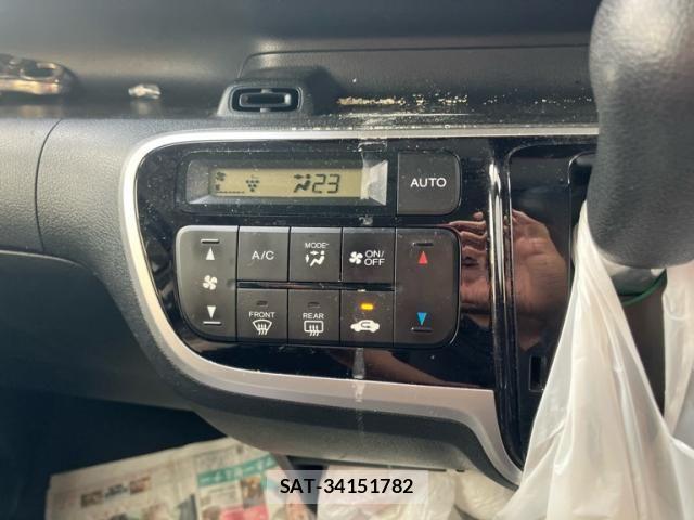 Honda N BOX 2015-10 8871583-16
