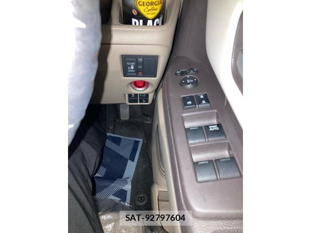 Honda N BOX 2019-10 8871590-15