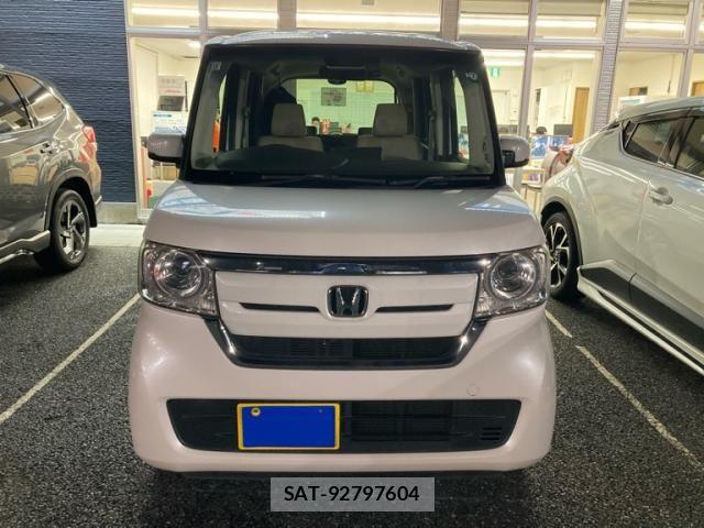 Honda N BOX 2019-10 8871590-1