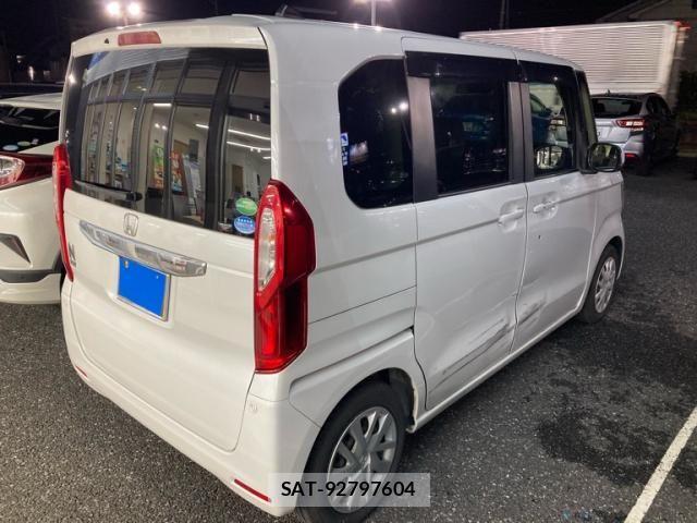 Honda N BOX 2019-10 8871590-4