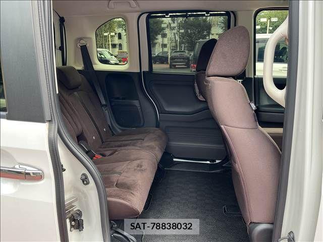 Honda N BOX 2019-08 8871566-11
