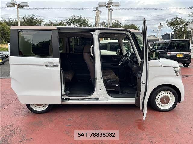 Honda N BOX 2019-08 8871566-14