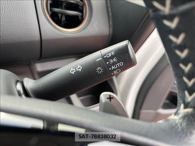 Honda N BOX 2019-08 8871566-25
