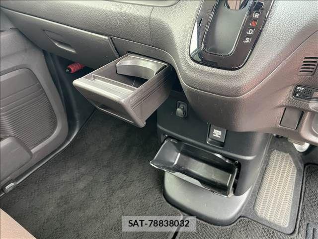 Honda N BOX 2019-08 8871566-28