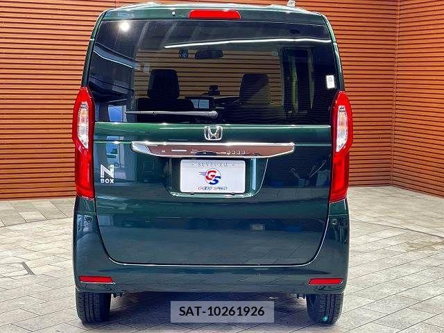 Honda N BOX 2019-08 8871576-15