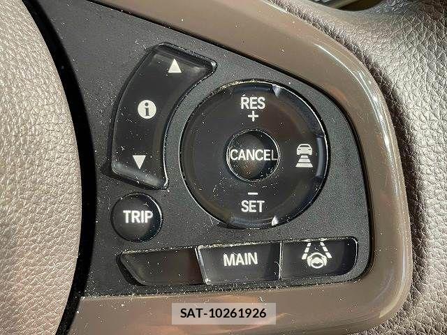 Honda N BOX 2019-08 8871576-4