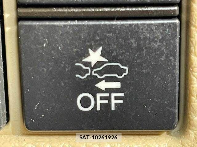 Honda N BOX 2019-08 8871576-5