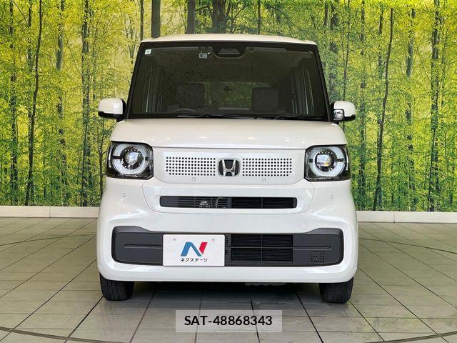 Honda N BOX 2024-04 8871557-13