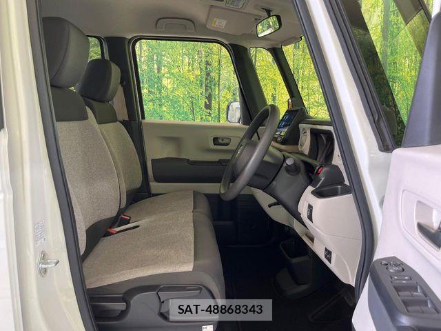 Honda N BOX 2024-04 8871557-7