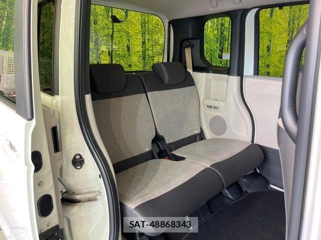 Honda N BOX 2024-04 8871557-8