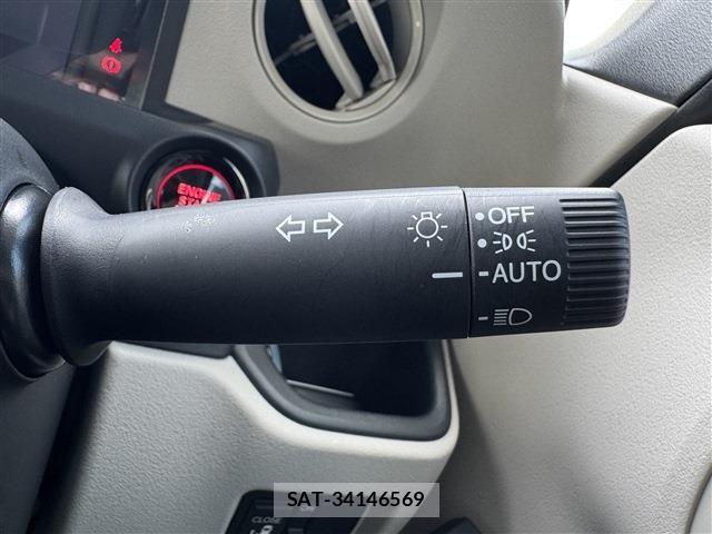 Honda N BOX 2024-08 8871563-25