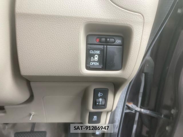 Honda N BOX 2013-02 8871591-16